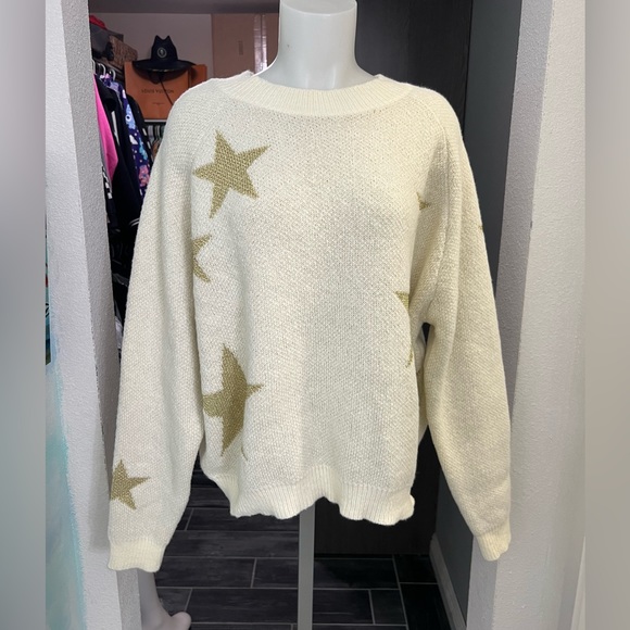 NWT Wanna B Me Star Knitted Sweater - Picture 1 of 10